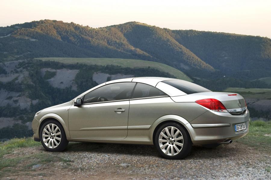  Opel Astra Twin Top 2007 года  (фото 131 из 131)